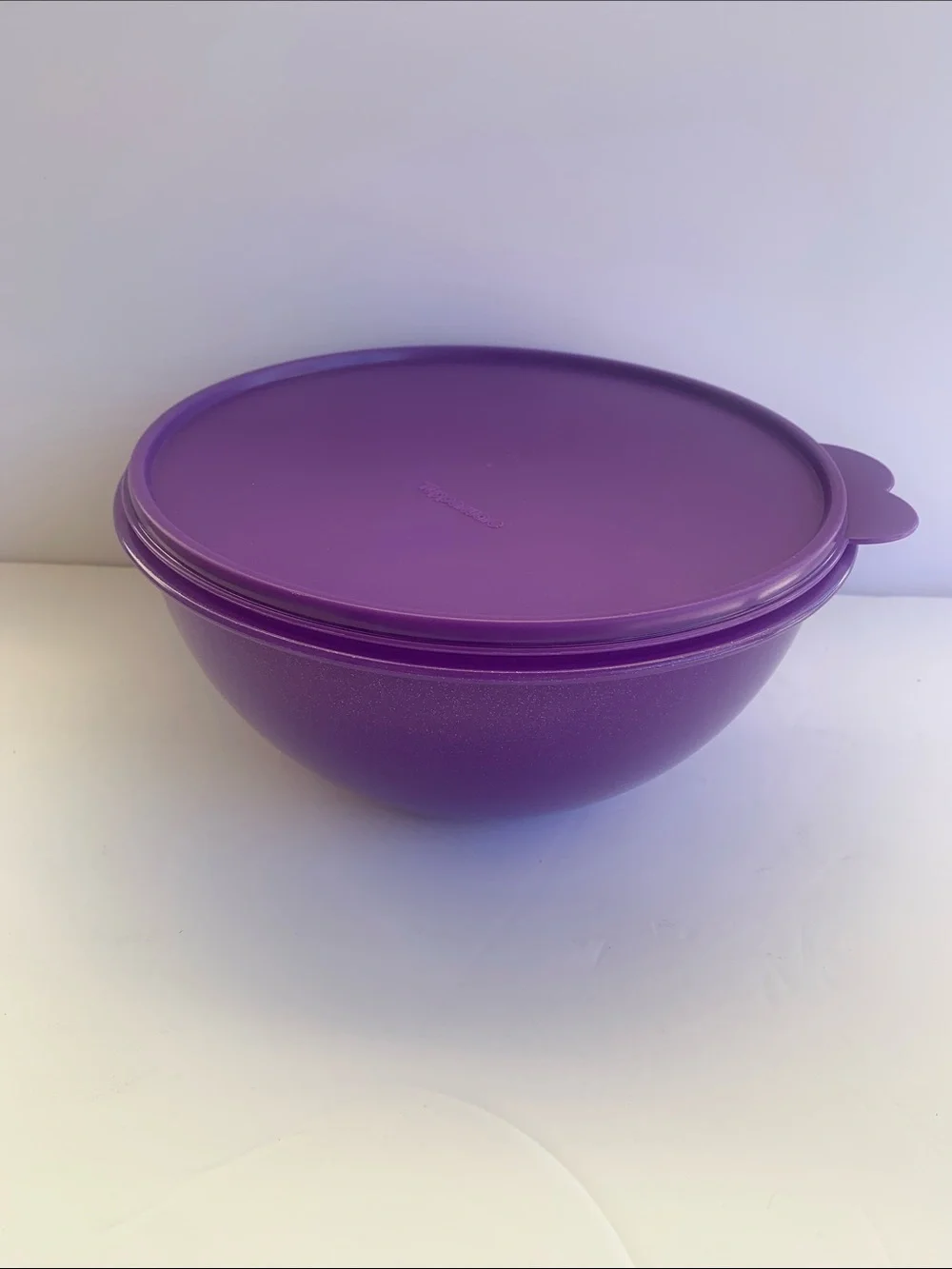 Tupperware Heritage Wonderlier Bowl 3L. (12 Cups) Purple Color